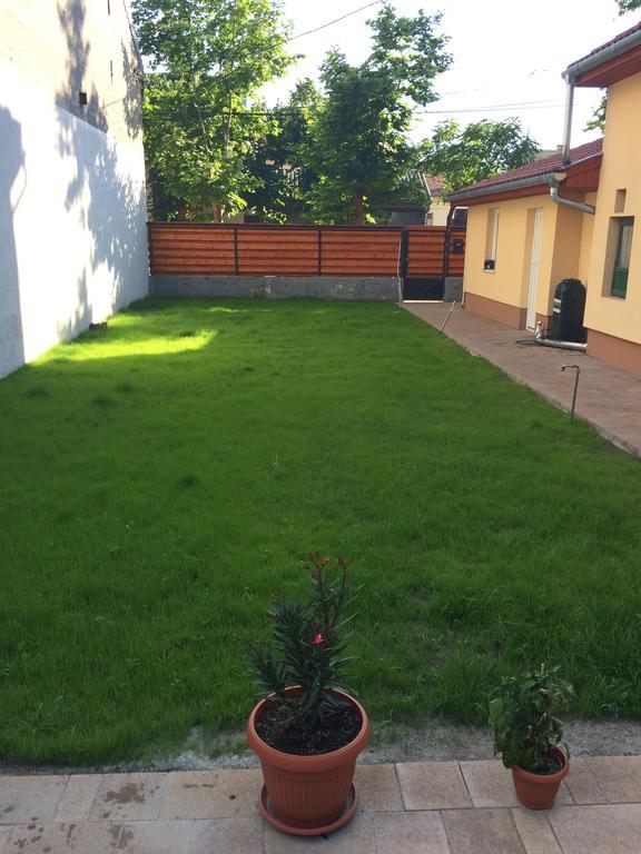Green Garden Apartman Διαμέρισμα Βουδαπέστη Εξωτερικό φωτογραφία