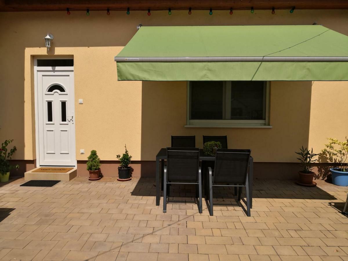 Green Garden Apartman Διαμέρισμα Βουδαπέστη Εξωτερικό φωτογραφία